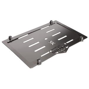 Nerūsējošā tērauda paliktnis zem numura zīmes Intruder Suzuki