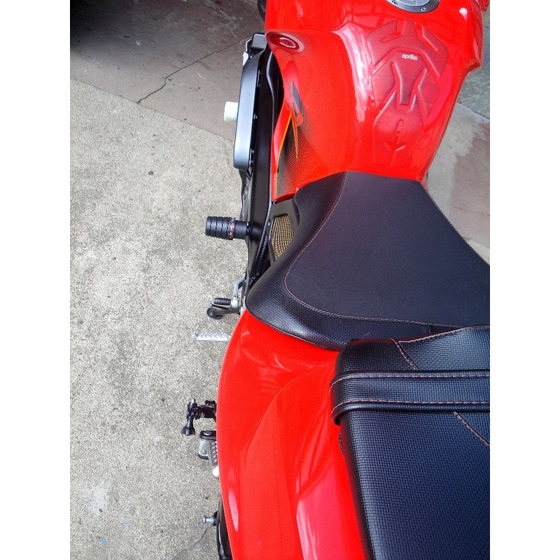 Aprilia TUONO 1000 (02-05) Arrow izpārdošana