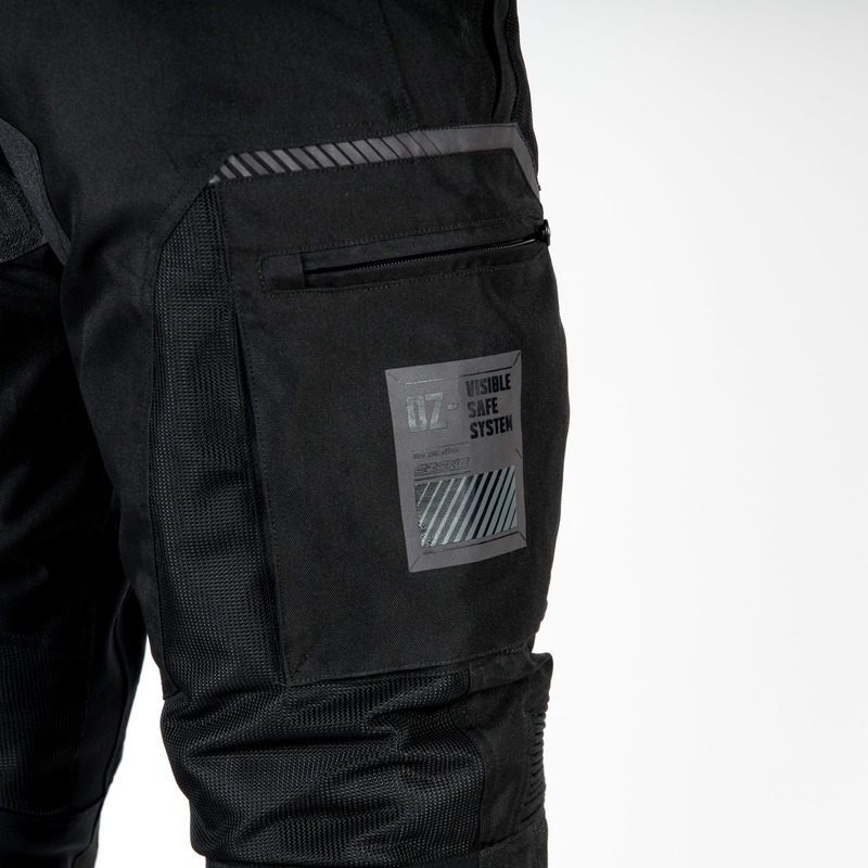 Ozone Flow Melnas apcirptas motocikla bikses izpārdošana