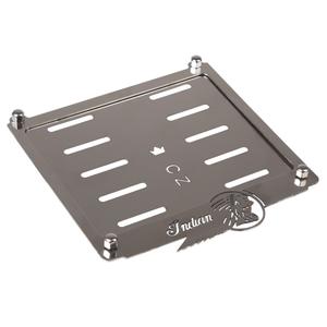 Nerūsējošā tērauda spilventiņš zem CZ numura zīmes Indijas