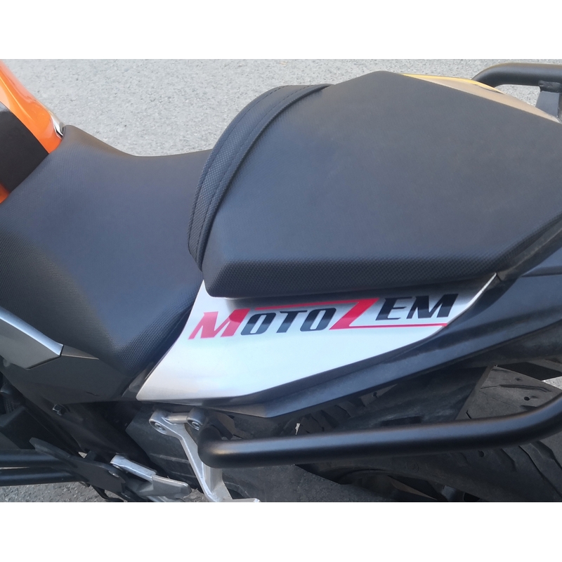 MotoZem logo uzlīme melna