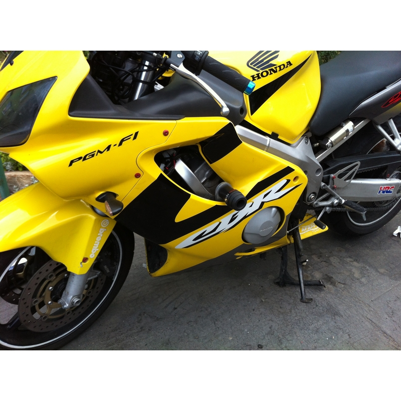 Honda CBR 600F (99-07) BEZ CAPOTAGE REGULĀCIJAS Gatling