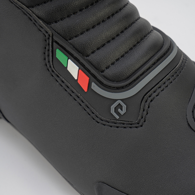 Eleveit S Miura WP Black Motociklu zābaki