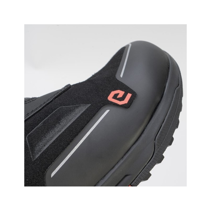 Eleveit Venom WP Black Motociklu zābaki