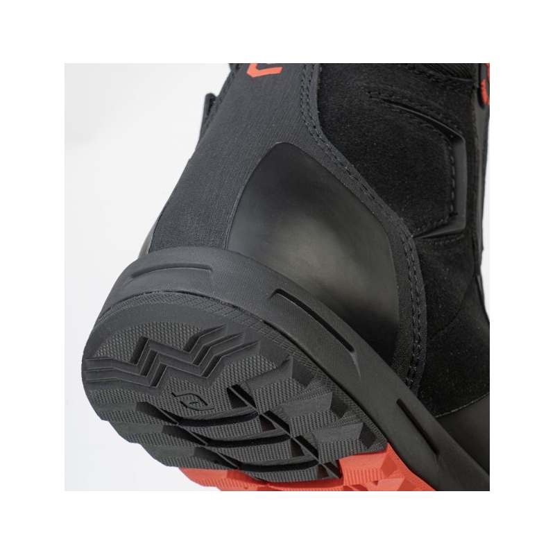 Eleveit Venom WP Black Motociklu zābaki