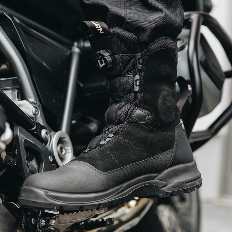 Rebelhorn Infinity Black Motociklu zābaki izpārdošana