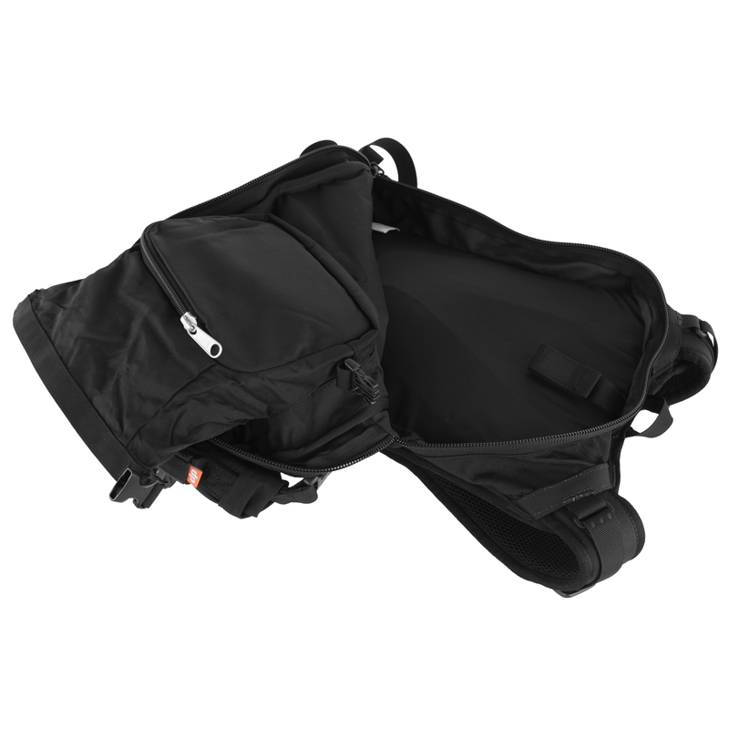 Revit Barren H2O mugursoma 18 l melna