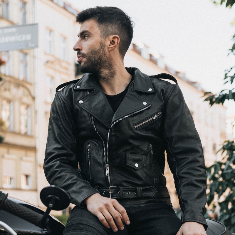 Moto jaka Ozone Ramones melna