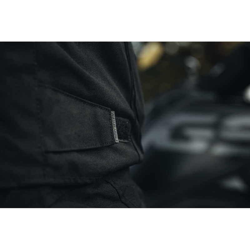 Rebelhorn Hardy II motocikla jaka melna izpārdošana