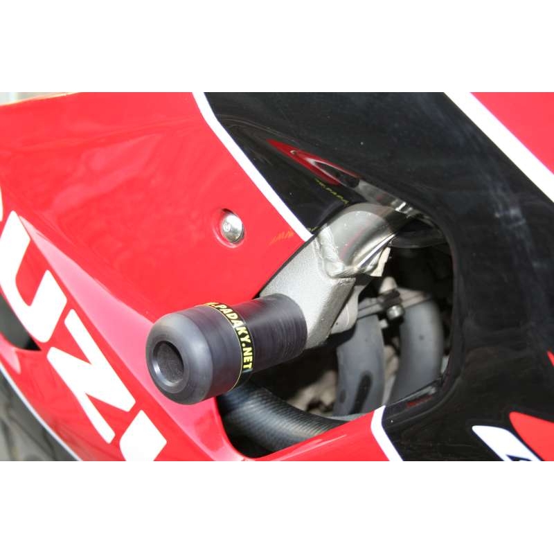 Suzuki GSX-R 600 (01-03) ar klasisko aptecētāja modifikāciju