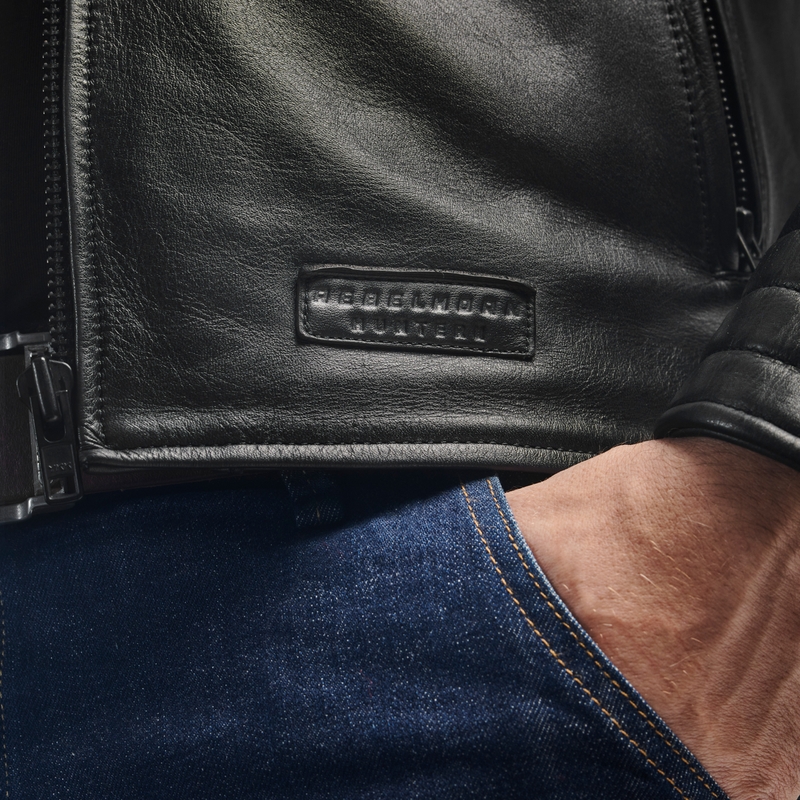 Rebelhorn Hunter II Black Ādas motocikla jaka