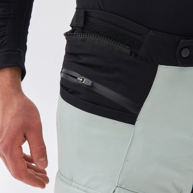 Rebelhorn Range Pelēki-melni-sarkanas motocikla bikses