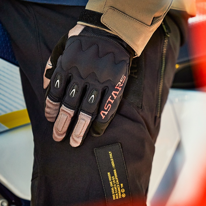 Alpinestars Techdura motokrosa cimdi melni-brūni-fluo sarkani