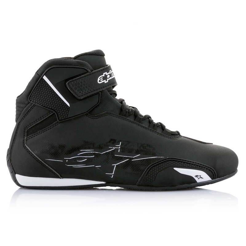 Alpinestars Sector Black and White Motociklu zābaki
