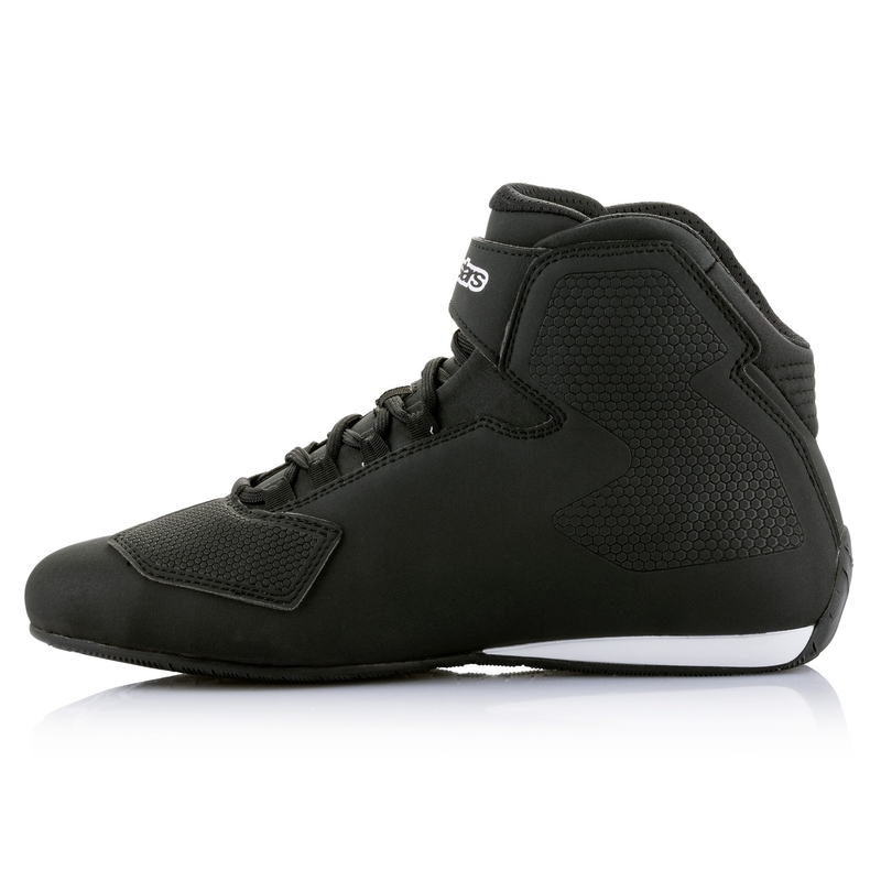 Alpinestars Sector Black and White Motociklu zābaki