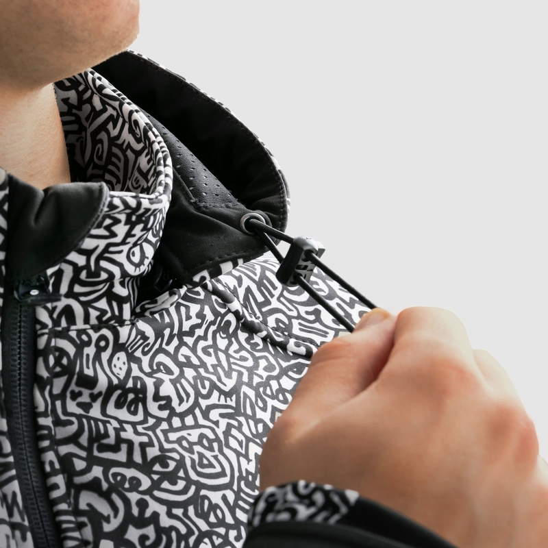 Softshell motocikla jaka Rebelhorn Slash Noriaki melnā un baltā krāsā