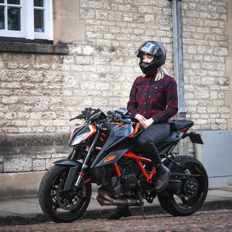 Sieviešu krekliņš Oxford Kickback 2.0 Motorcycle Shirt sarkanā un melnā krāsā