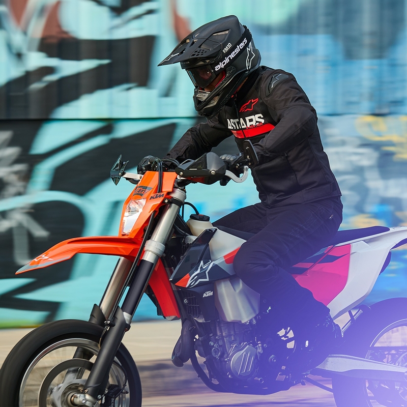 Alpinestars SMX Air melna-fluo sarkana motocikla jaka