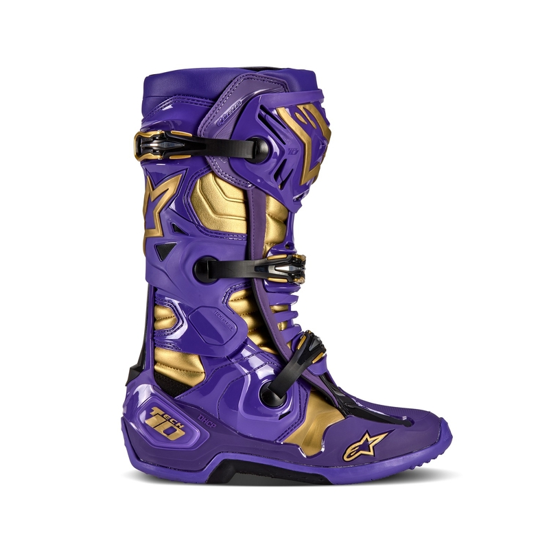 Alpinestars Tech 10 Limited Edition Champ Purple and Gold motociklu zābaki