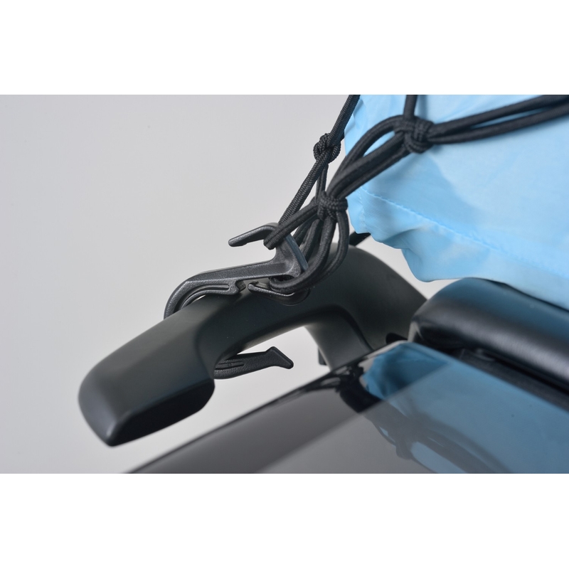 Elastīgs bagāžas tīkls motociklam ar plastmasas āķiem Daytona 40 x 40 cm melns