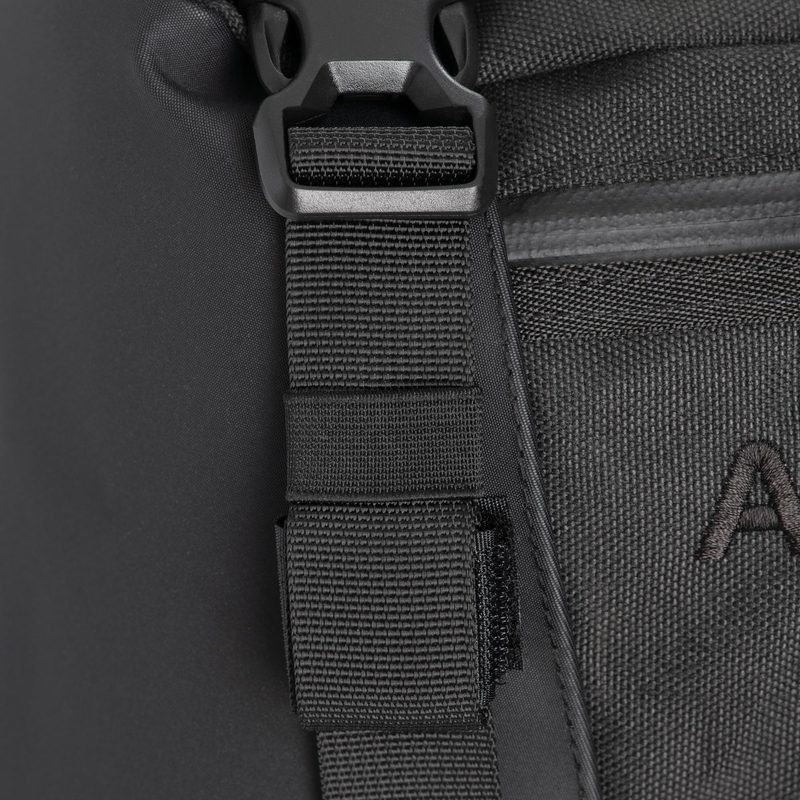 Oxford Atlas T-30 Advanced Tourpack 30 l pasažiera sēdekļa soma, melna
