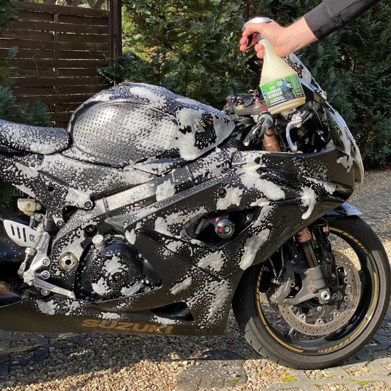 BIO motociklu tīrīšanas līdzeklis S100 Bio Moto Wash 750 ml