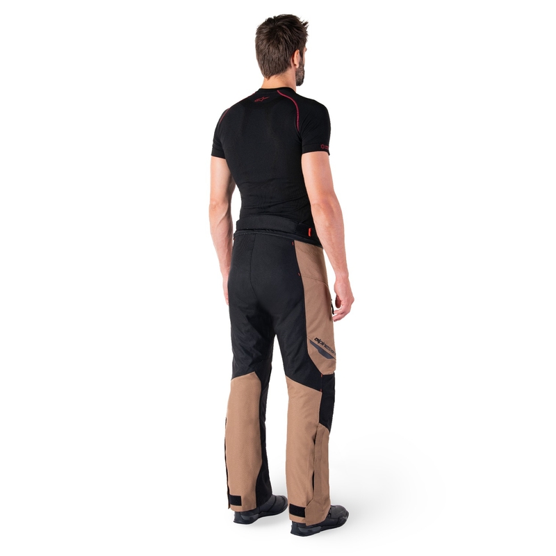 Alpinestars ST-1 Ūdensnecaurlaidīgas haki-smilšu-melnā-fluo sarkanas motocikla bikses