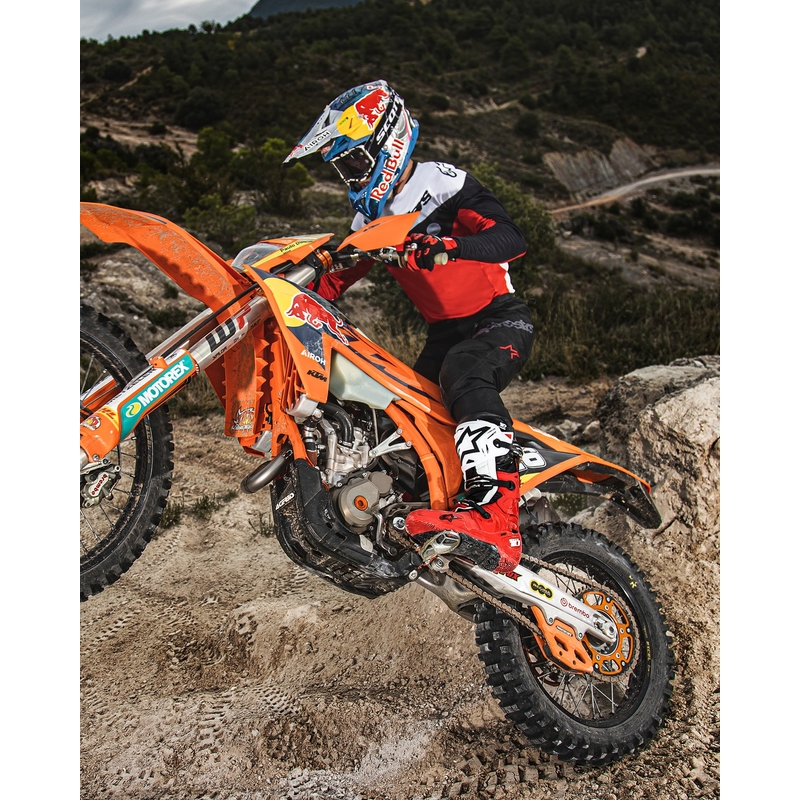 Alpinestars Tech 10 Enduro sarkani-melni-balti motocikla zābaki