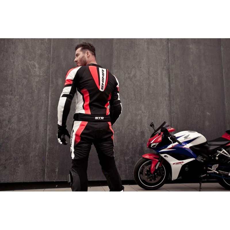 Shima STR melns-balts-fluo sarkans motocikla kombinezons izpārdošana