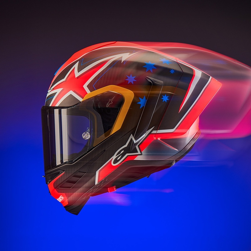 Alpinestars Supertech R10 Limited Edition Jack Miller matēta oglekļa sarkan-zilā-dzeltenā-baltā integrālā motocikla ķivere