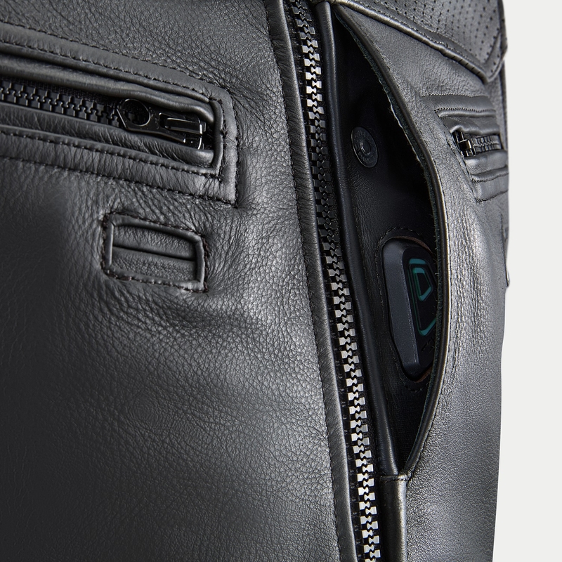 Gaisa spilvenu veste Alpinestars TECH-AIR®3 V2 LEATHER sistēma melna