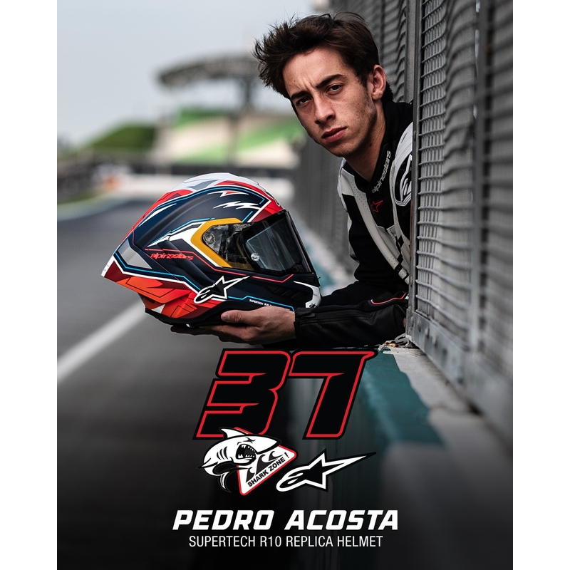 Alpinestars Supertech R-10 limited edition Pedro Acosta matēta zilā, sarkanā un baltā integrālā motocikla ķivere