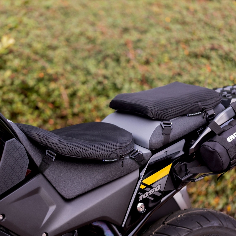 Oxford Air Seat Pillion un Enduro piepūšamais sēdekļa spilvens melns