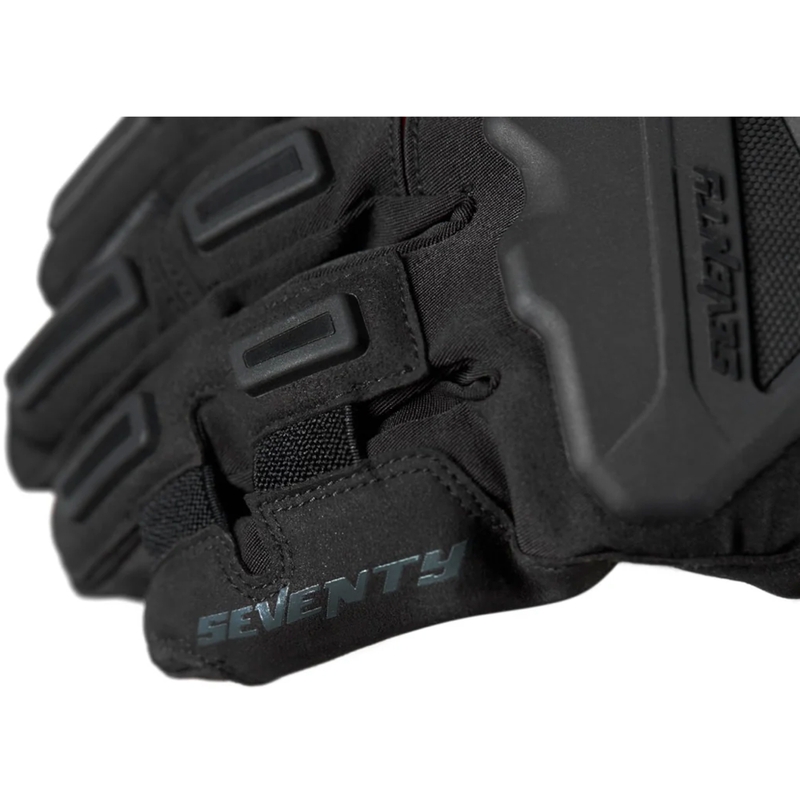 Motocikla cimdi Seventy Degrees SD-T13 Aspen Light melns un sarkans