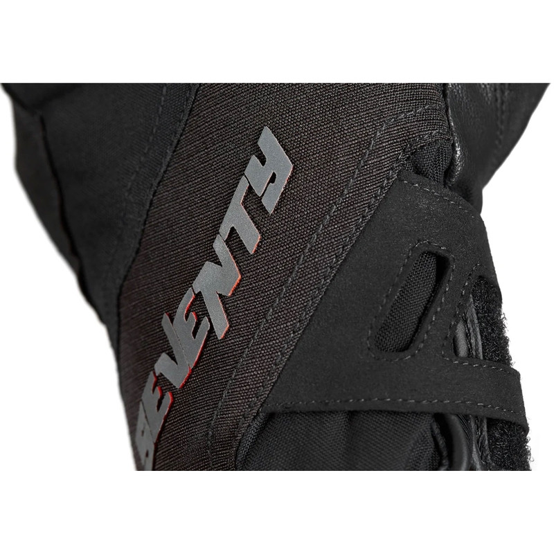 Motocikla cimdi Seventy Degrees SD-T55 Atak melns un sarkans