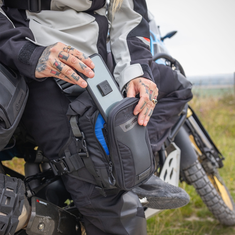 Oxford Atlas L-2 melns 2 l augšstilba maciņš