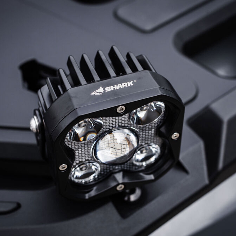 SHARK LED braukšanas gaisma ar lāzera LED 3,2" 40 W melna