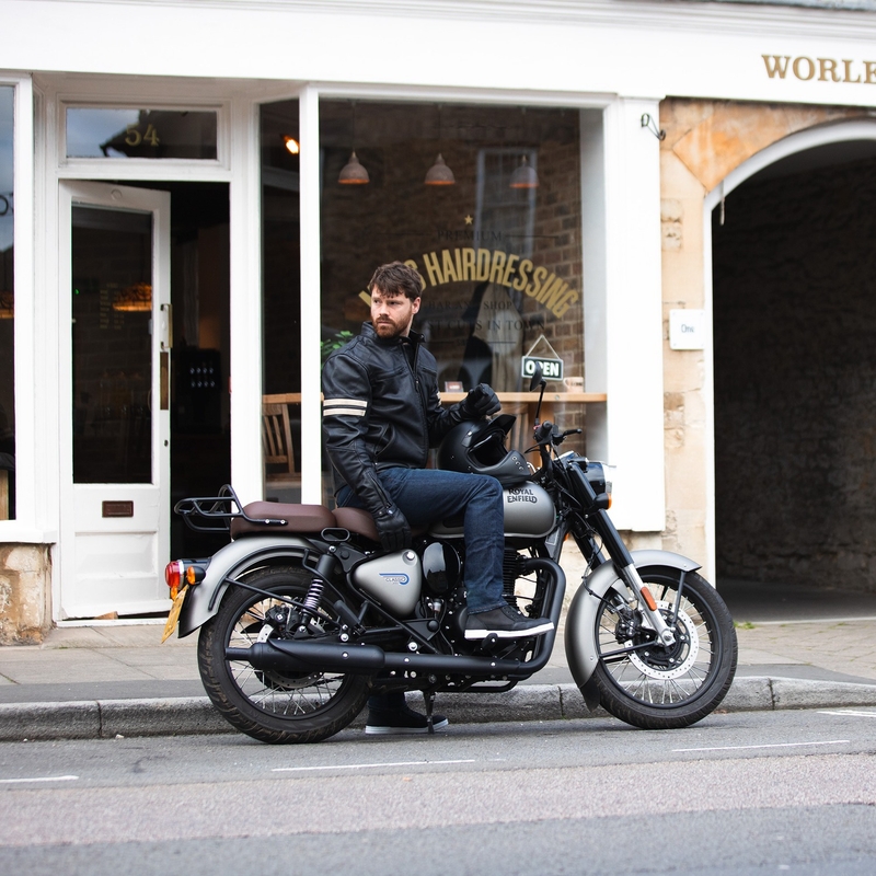 Oxford Holton melna motocikla jaka