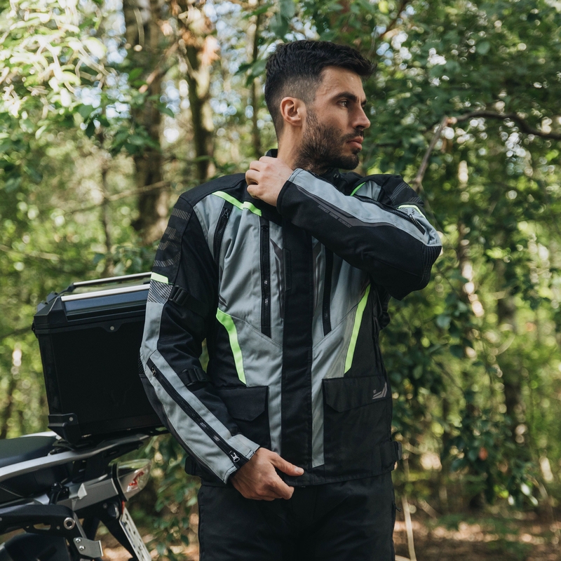 Motocikla jaka Ozone Tour III black-grey-fluo yellow