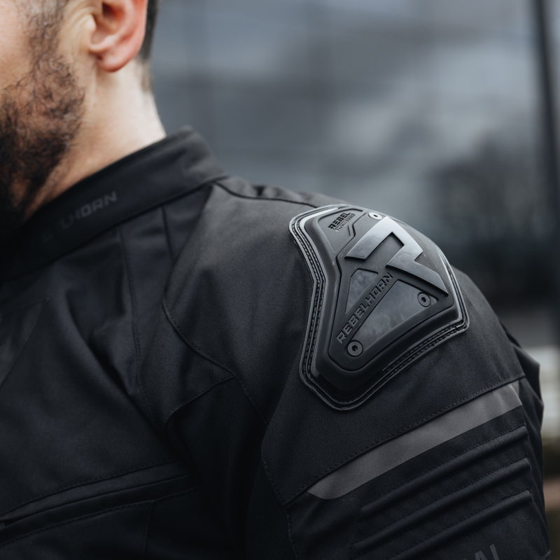 Rebelhorn Vandal Black Motocikla jaka