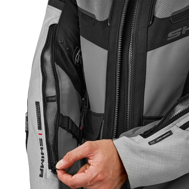 Shima Tracker gaiši pelēka motocikla jaka