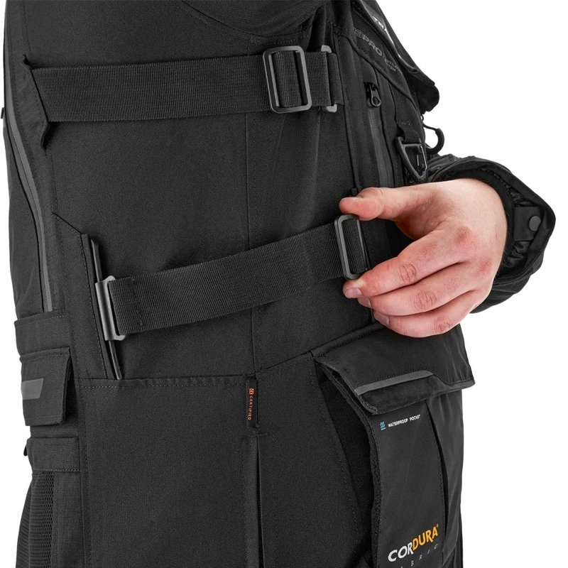 Shima Tracker motocikla jaka melna