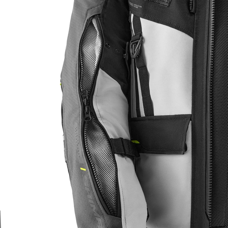 Motocikla jaka Shima Tracker pelēka