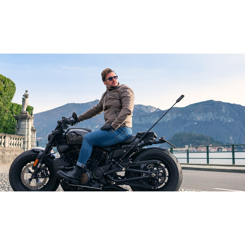Insta360 X4 motociklu komplekta rīcības kamera melna