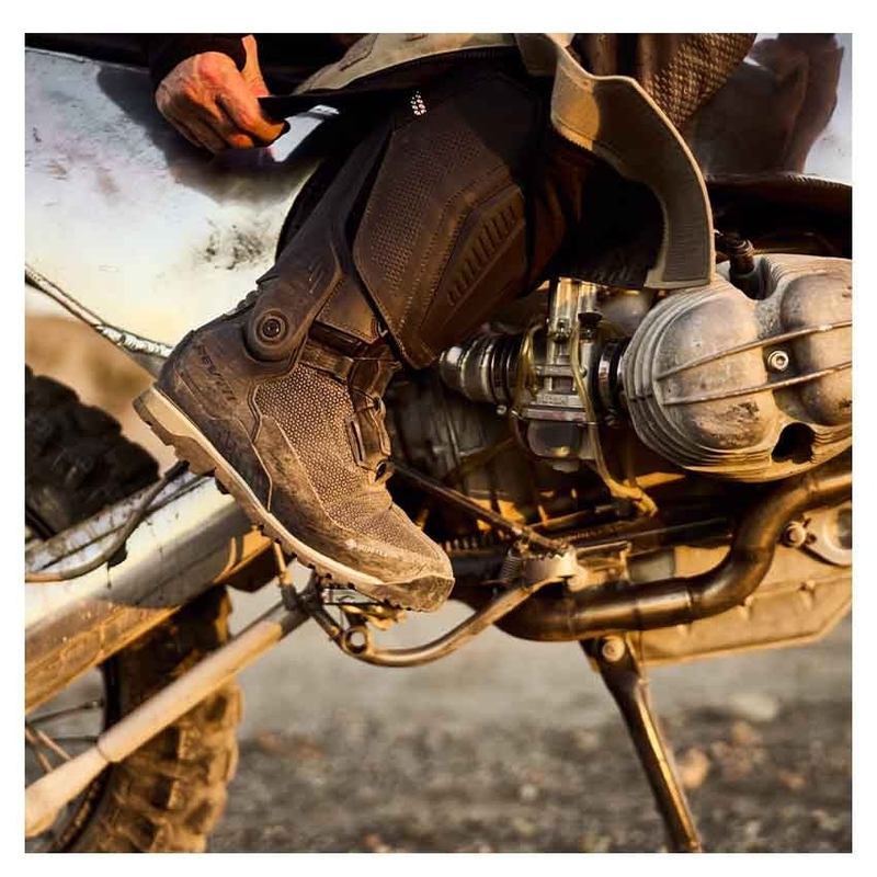 Revit Expedition GTX motocikla zābaki melni-pelēki