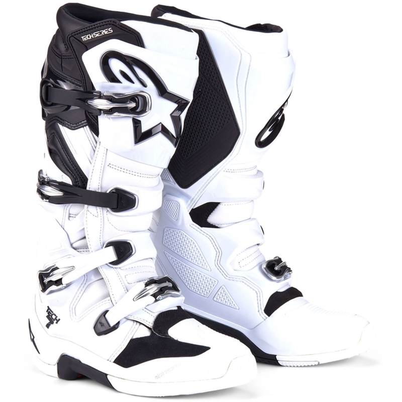 Alpinestars Tech 7 motociklu zābaki melnā un baltā krāsā