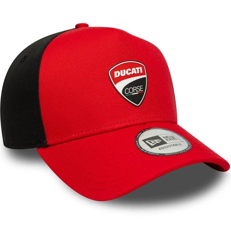 Ducati Corse 9FORTY cepure ar sarkanmelnu logotipu