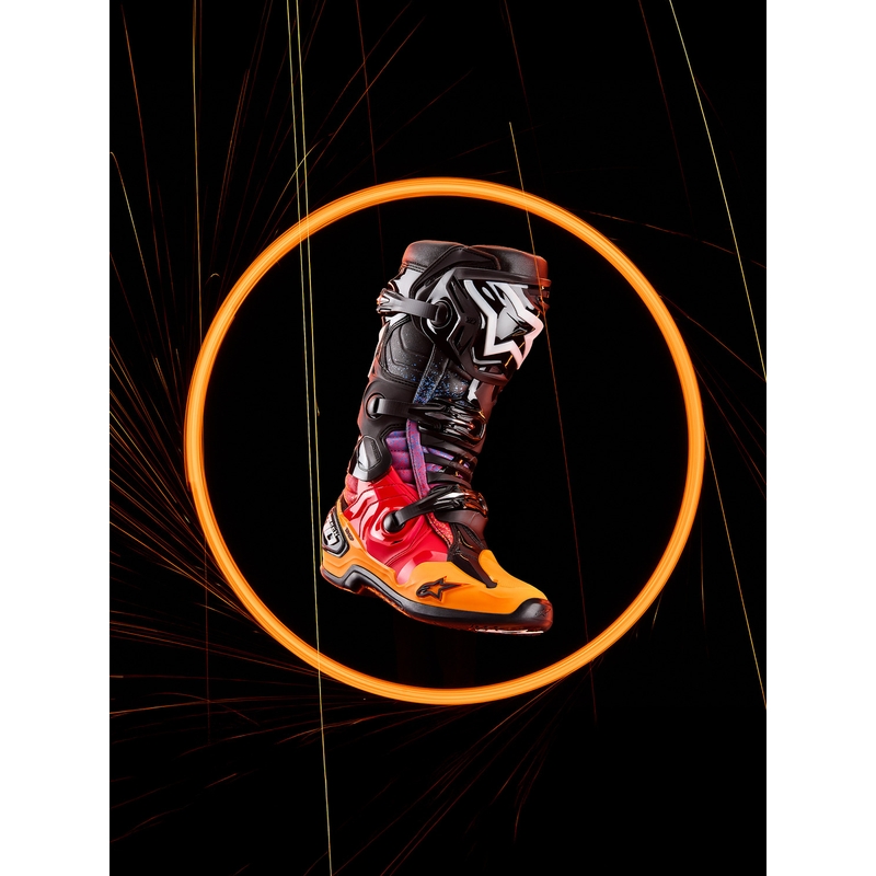 Alpinestars Tech 10 Limited Edition motociklu zābaki Black Hole, melni