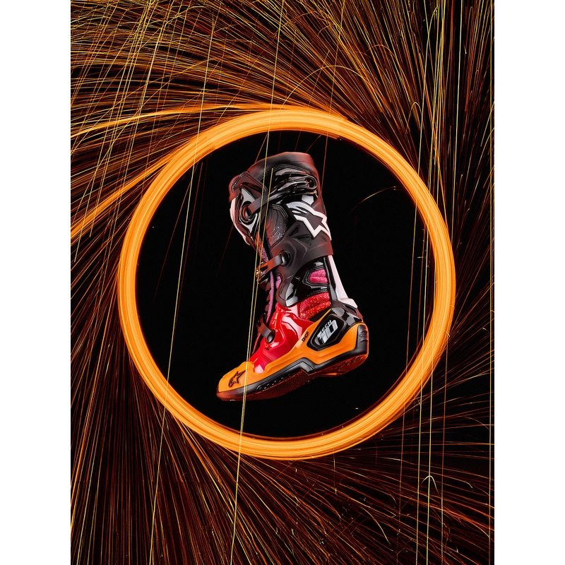 Alpinestars Tech 10 Limited Edition motociklu zābaki Black Hole, melni