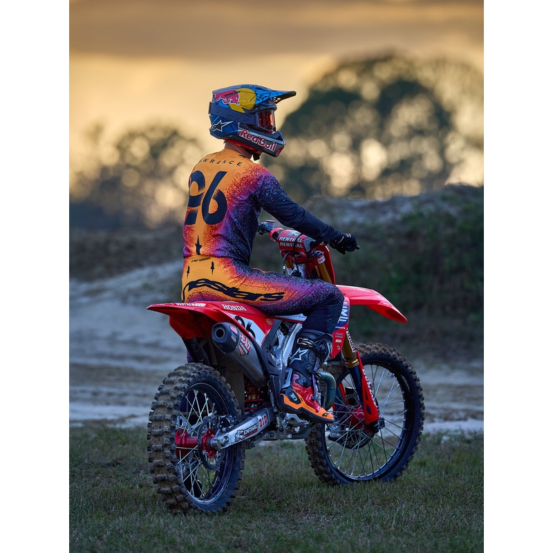 Alpinestars Supertech S-M10 ierobežotā izdevuma motokrosa ķivere Black Hole melnā krāsā